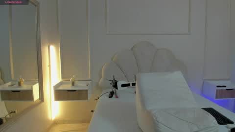Snapshot of amykord chatting on 05/10/26, 11:37 Amykord online show from 05/10/26, 11:37