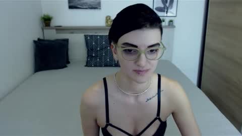 Snapshot of amylexy chatting on 01/31/25, 05:32 Hi there guys My pleasure in your hands pvt is open online show from 01/31/25, 05:32