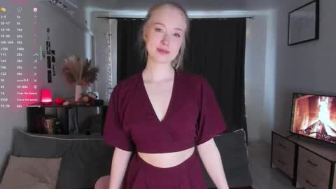 Snapshot of amylouwood chatting on 02/26/26, 07:29 Amy online show from 02/26/26, 07:29