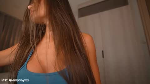 amylure online show from 12/21/25, 02:13