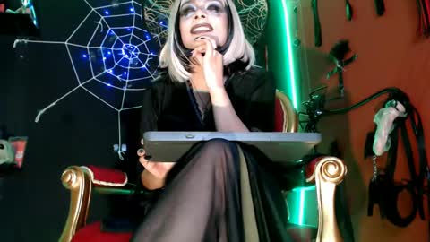 Amy Wong Grey online show from 10/26/25, 10:58