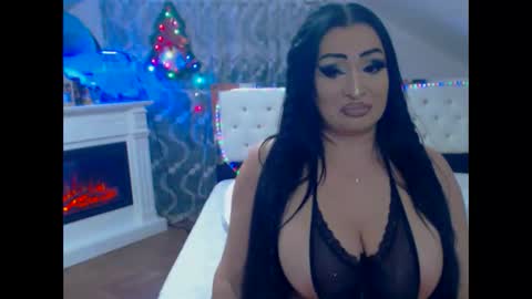 Snapshot of amyrarosera chatting on 01/05/25, 09:36 Alimoonyia online show from 01/05/25, 09:36