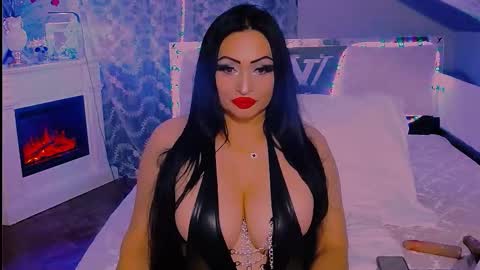 Snapshot of amyrarosera chatting on 09/27/25, 10:59 Alimoonyia online show from 09/27/25, 10:59