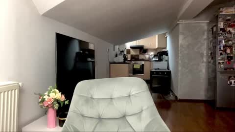 Snapshot of amyroberta92 chatting on 02/12/25, 06:51 amyroberta92 online show from 02/12/25, 06:51