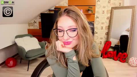 AmyRossie online show from 02/20/25, 02:46