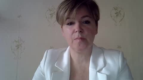 amyvalentine1 online show from 03/30/26, 06:03