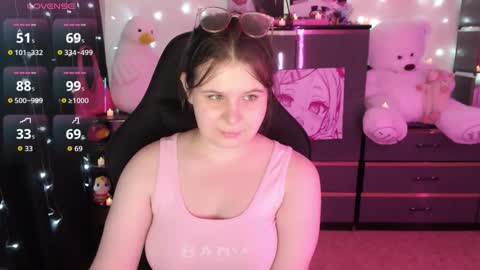 Snapshot of amyvibes chatting on 10/15/25, 08:20 amyvibes online show from 10/15/25, 08:20