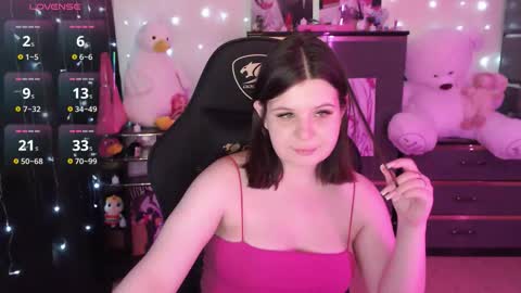 Snapshot of amyvibes chatting on 11/22/25, 08:30 amyvibes online show from 11/22/25, 08:30