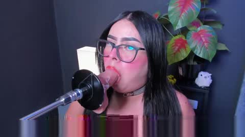 amywhitte_ online show from 04/05/26, 03:47