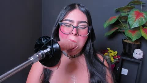 amywhitte_ online show from 04/09/26, 06:19