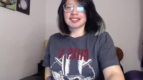 Snapshot of amywine7 chatting on 01/03/25, 05:50 Amy online show from 01/03/25, 05:50