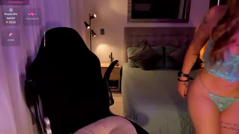    online show from 10/06/25, 05:21