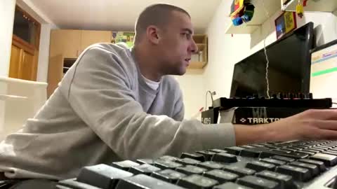 amyyrlikesdeep online show from 10/05/25, 11:35