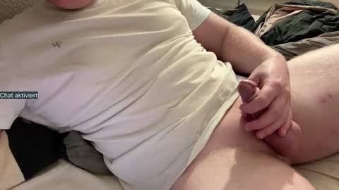 an0nym0us_usr online show from 10/04/25, 10:08