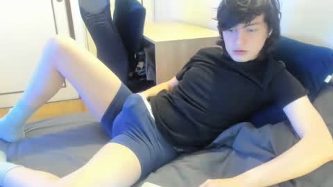 Alex online show from 02/10/25, 05:47