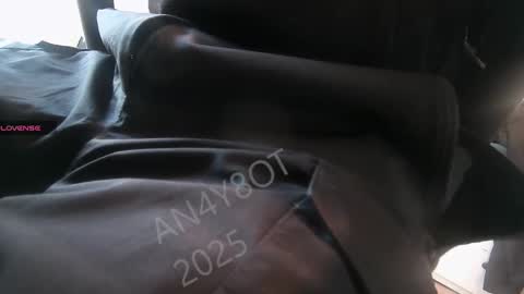 Snapshot of an4y8ot chatting on 01/06/25, 09:41 A online show from 01/06/25, 09:41