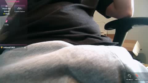 Snapshot of an4y8ot chatting on 03/10/25, 03:20 A online show from 03/10/25, 03:20