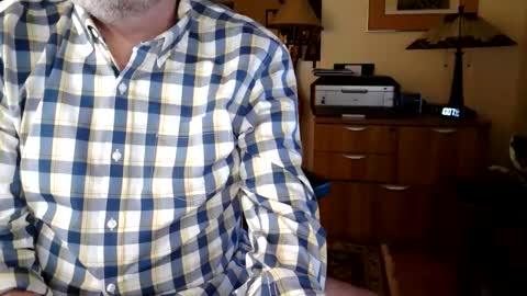 Snapshot of an_older_gentleman chatting on 11/13/25, 03:05 an_older_gentleman online show from 11/13/25, 03:05