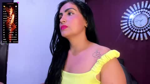 Snapshot of ana_franci chatting on 12/05/24, 01:28 Ana online show from 12/05/24, 01:28