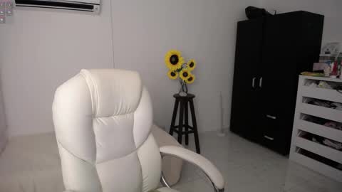  Ana  online show from 03/04/25, 11:11