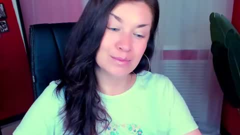 Snapshot of ana_mills chatting on 06/28/26, 08:26 Ana online show from 06/28/26, 08:26
