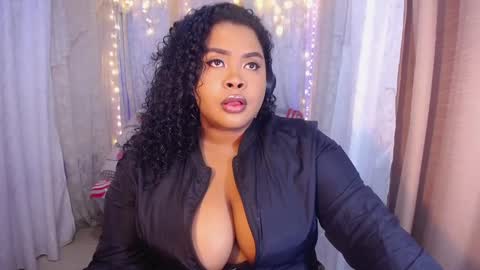 Snapshot of ana_off_alana chatting on 02/13/25, 11:26 Ana online show from 02/13/25, 11:26