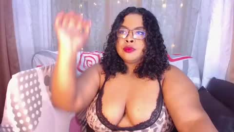 Snapshot of ana_off_alana chatting on 03/12/25, 12:20 Ana online show from 03/12/25, 12:20