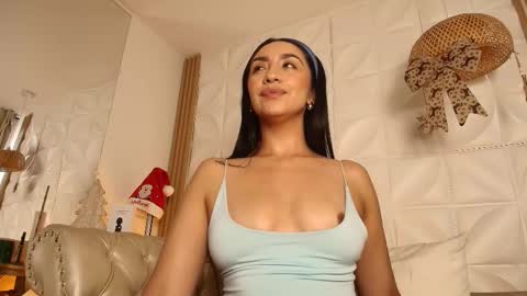   online show from 12/19/25, 08:38