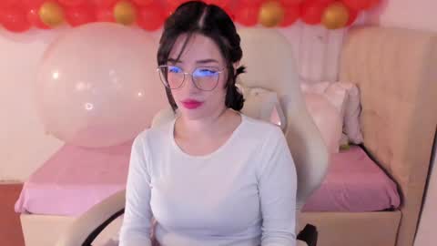 Im anna but you can call me as you want online show from 02/07/25, 04:35