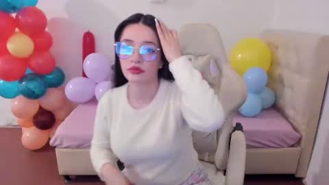 Im anna but you can call me as you want online show from 06/17/26, 05:47
