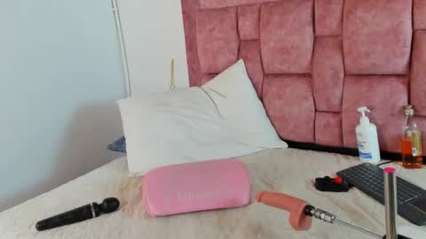 Ana online show from 04/11/26, 09:41