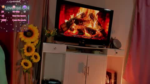 Ana My schedule 0400 - 1600 GMT -5 online show from 03/11/26, 09:48