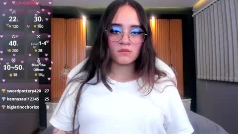 Snapshot of ana_taylor2 chatting on 01/31/25, 09:48 Ana online show from 01/31/25, 09:48