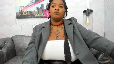 Snapshot of anaa_fuentes chatting on 01/02/25, 11:31 ANNA FUENTES online show from 01/02/25, 11:31