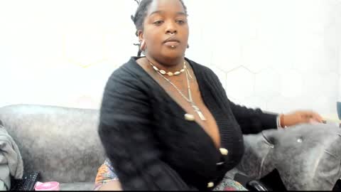 Snapshot of anaa_fuentes chatting on 01/29/25, 11:51 ANNA FUENTES online show from 01/29/25, 11:51