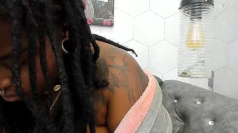 Snapshot of anaa_fuentes chatting on 01/31/25, 02:39 ANNA FUENTES online show from 01/31/25, 02:39