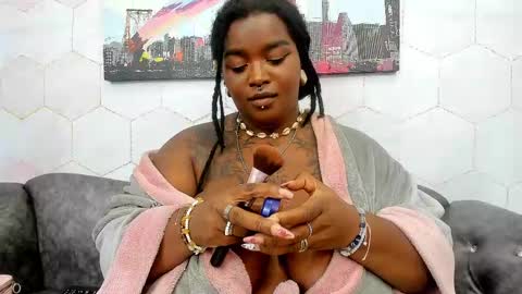 Snapshot of anaa_fuentes chatting on 02/12/25, 09:11 ANNA FUENTES online show from 02/12/25, 09:11