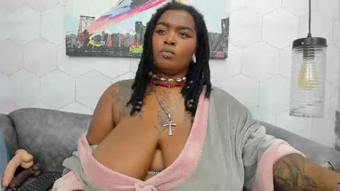 Snapshot of anaa_fuentes chatting on 03/08/25, 02:23 ANNA FUENTES online show from 03/08/25, 02:23