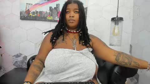 Snapshot of anaa_fuentes chatting on 03/12/25, 11:42 ANNA FUENTES online show from 03/12/25, 11:42