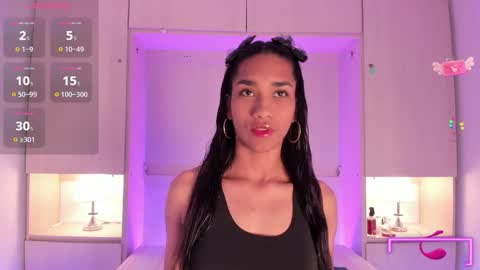 anaacollins_ online show from 11/15/25, 11:40