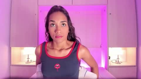 anaacollins_ online show from 03/24/26, 11:37