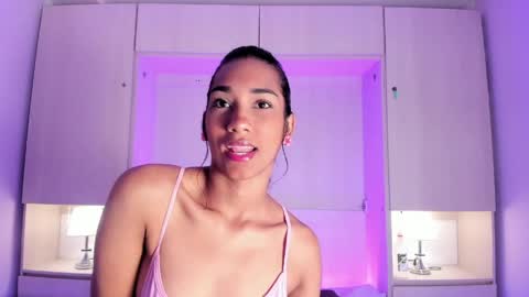 Snapshot of anaacollins_ chatting on 04/29/26, 11:36 anaacollins_ online show from 04/29/26, 11:36