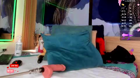 anabacker01 online show from 04/19/26, 06:10