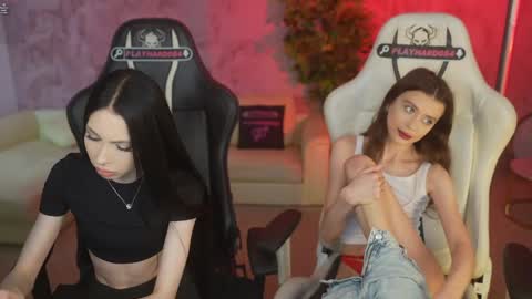 Snapshot of anabel054 chatting on 06/04/26, 02:45 Anabel Kira Zlata Kira Elice Lana Dominika Sofy Kaila Bridget online show from 06/04/26, 02:45