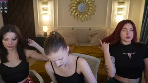 Sweet girls online show from 03/03/25, 11:22