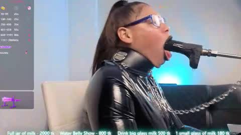 Snapshot of anabel693_ chatting on 02/21/26, 12:28 Anabel Alice Gandara online show from 02/21/26, 12:28