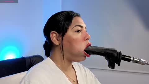 Anabel Alice Gandara online show from 04/25/26, 12:30