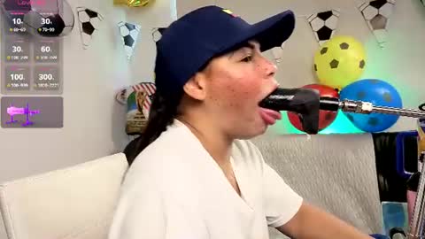 Anabel Alice Gandara online show from 06/21/26, 03:58