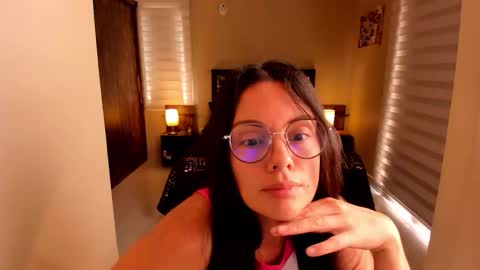 Anabel online show from 10/22/25, 04:18