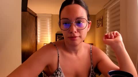 Anabel online show from 12/20/25, 12:45